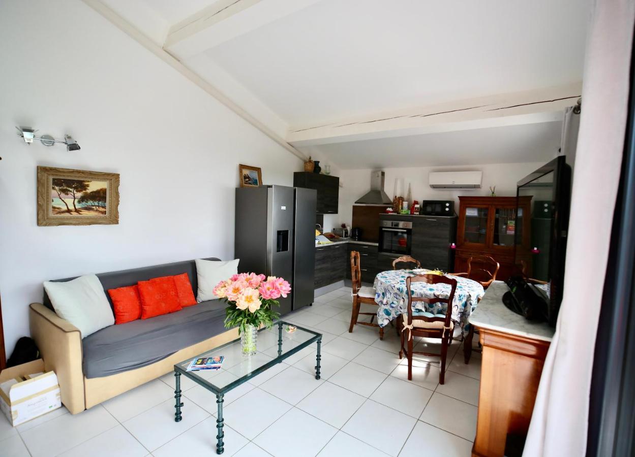 Duplex Vue Mer Plage De Saint-Clair Le Lavandou Exterior foto